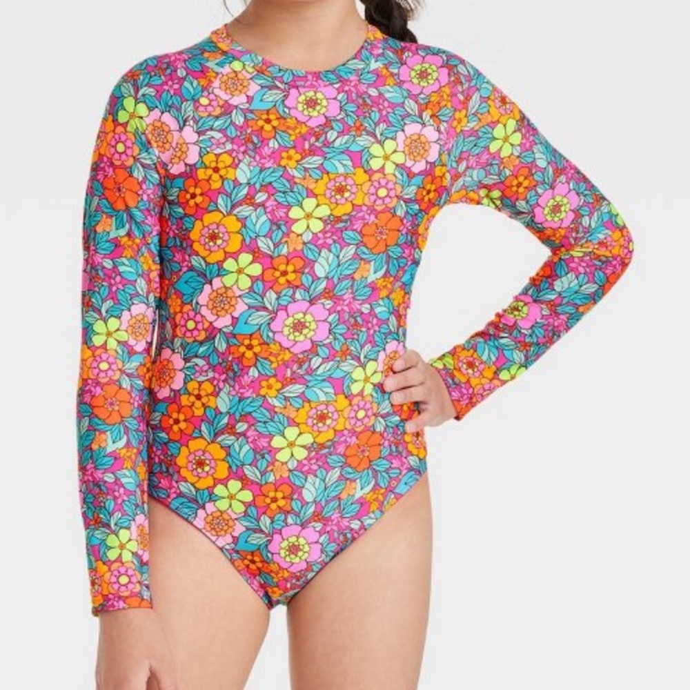 Long-sleeve one-piece rash guard